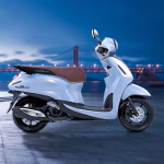 Skutik Elegan Naik Kelas: Inovasi Terbaru Yamaha Grand Filano 2025