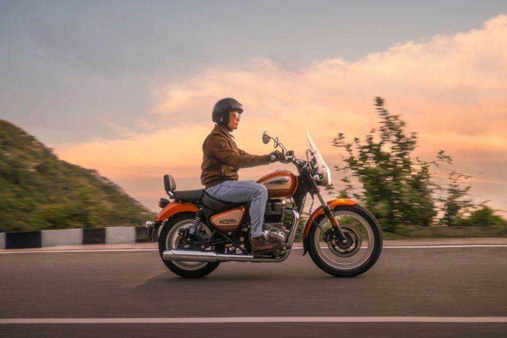Royal Enfield Hadirkan Meteor 350 Sundowner Orange, Harga Fantastis Rp 130,6 Juta
